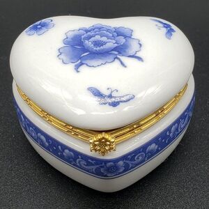White Porcelain Vintage Cobalt Blue Floral Butterfly Gold Trim Trinket Box